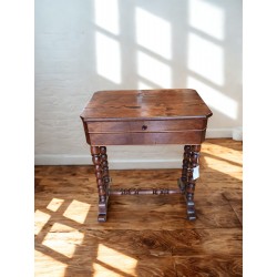 TAVOLINO PORTARICAMO XX SEC