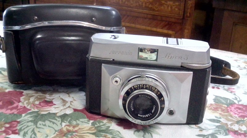 Macchina Fotografica Ferrania Lince 3     V