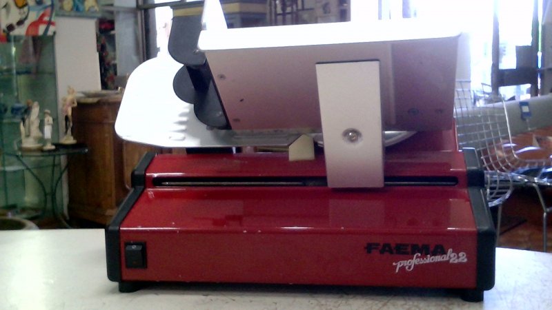 Affettatrice Faema Professional 22     V