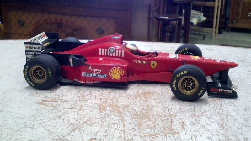 Modellino Paul's Model Art Ferrari F310 1996 Schumacher   1/12  Difetti   V