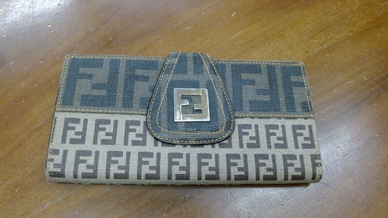 Portafoglio Fendi R