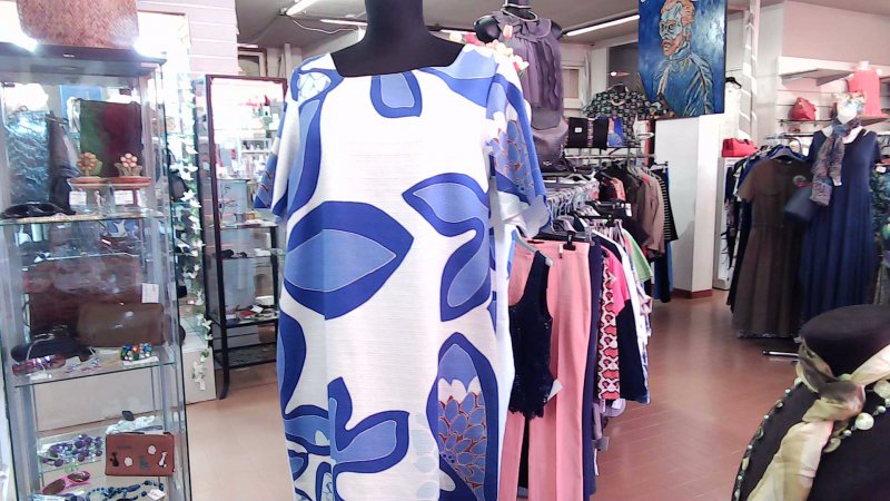 Abito Blukei L R