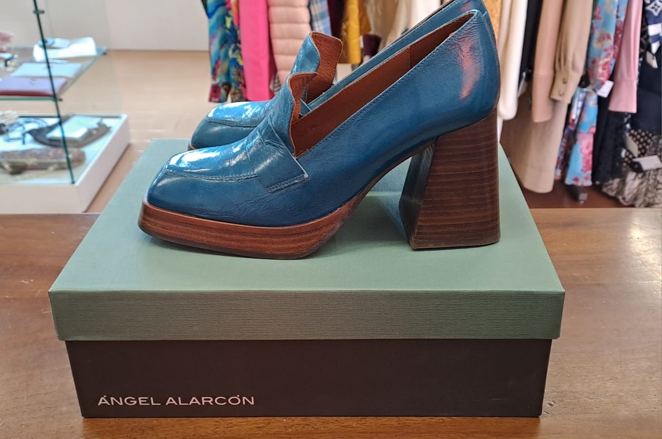 SCARPA ANGEL ALARCON N 37
